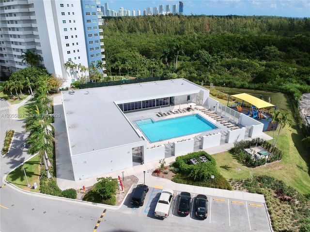 14951 Royal Oaks Lane 409, North Miami, FL 33181