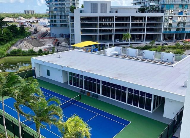 14951 Royal Oaks Lane 409, North Miami, FL 33181