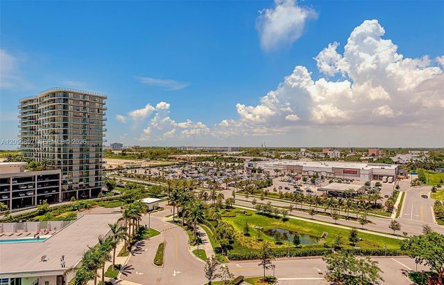 14951 Royal Oaks Lane 409, North Miami, FL 33181