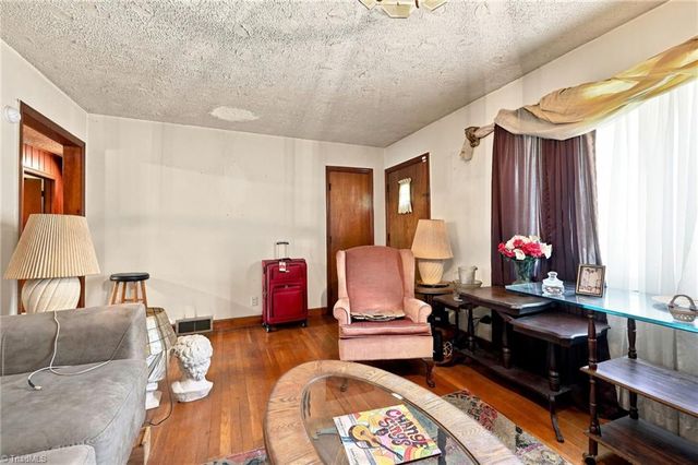 5354 Sunrise Terrace, Winston-salem, NC 27105