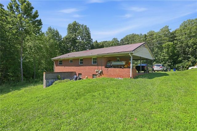 5354 Sunrise Terrace, Winston-salem, NC 27105