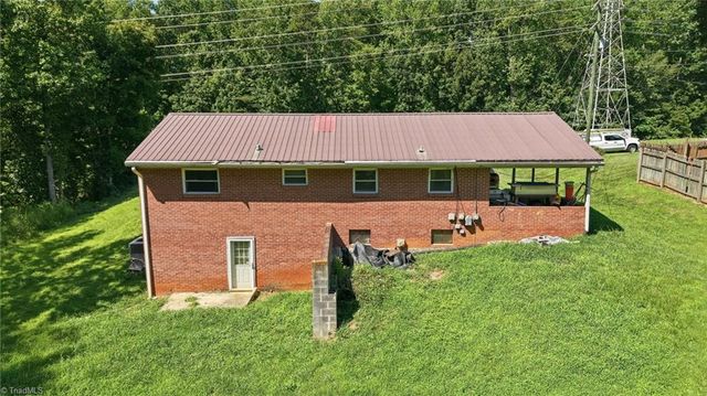 5354 Sunrise Terrace, Winston-salem, NC 27105