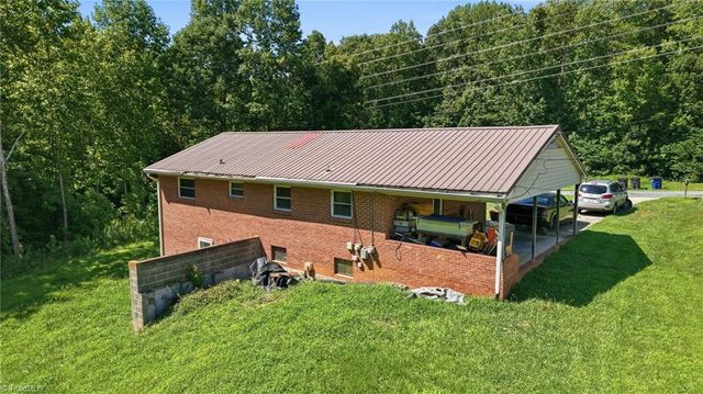 5354 Sunrise Terrace, Winston-salem, NC 27105