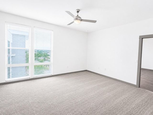 1111 N Durham Drive 620, Houston, TX 77008