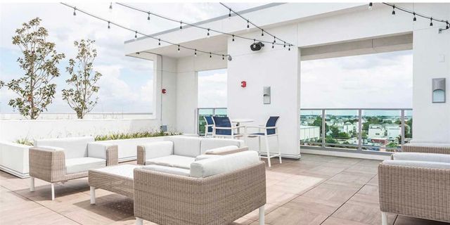 1111 N Durham Drive 620, Houston, TX 77008