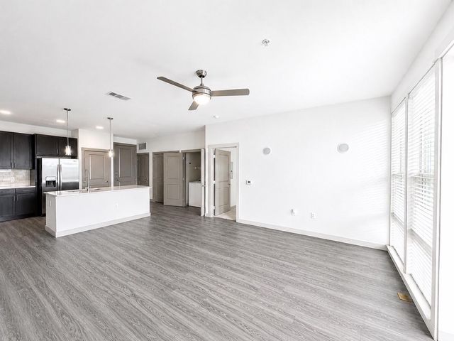 1111 N Durham Drive 620, Houston, TX 77008