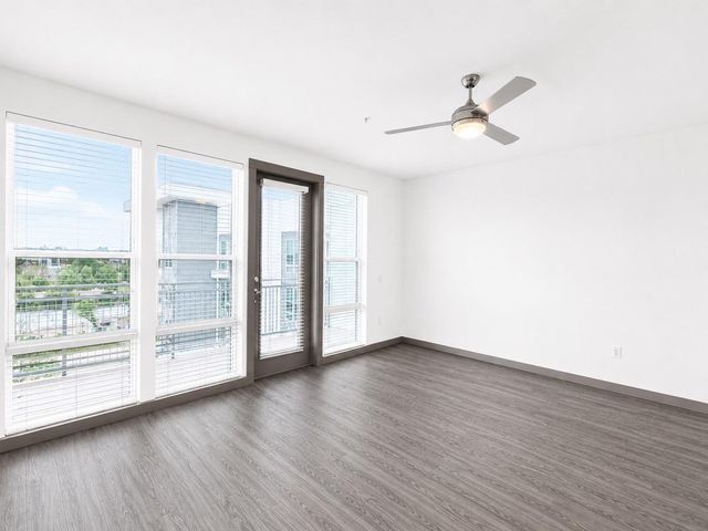 1111 N Durham Drive 620, Houston, TX 77008