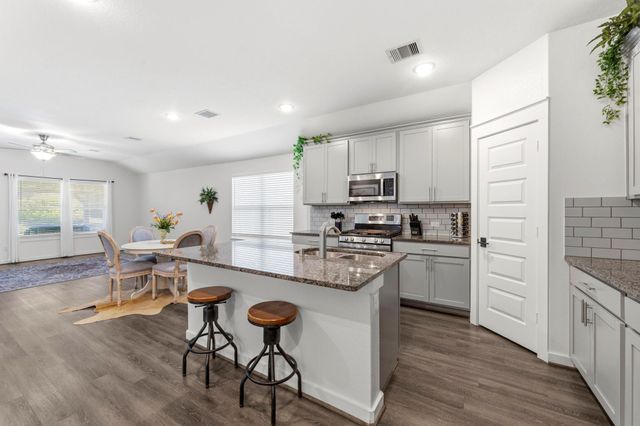 12419 Southern Trail Court, Magnolia, TX 77354