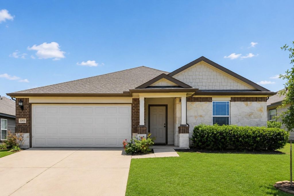 12419 Southern Trail Court, Magnolia, TX 77354