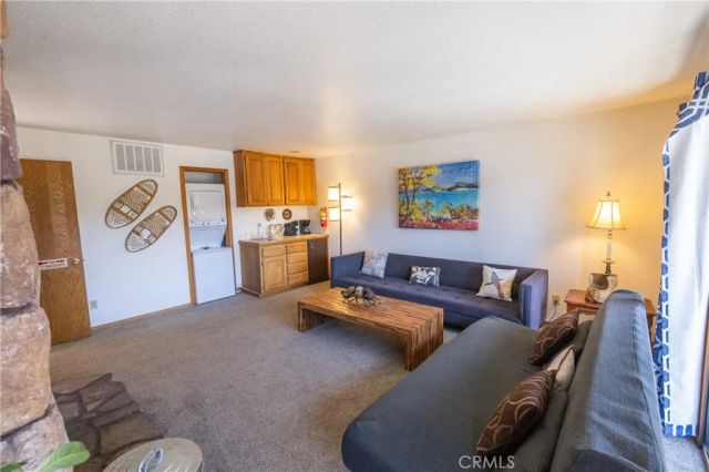 1264 Club View, Big Bear Lake, CA 92315