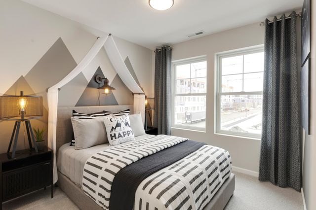 840 Woodlawn Avenue, Saint Paul, MN 55116