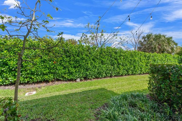 2906 Olivia Avenue, Lauderdale Lakes, FL 33311