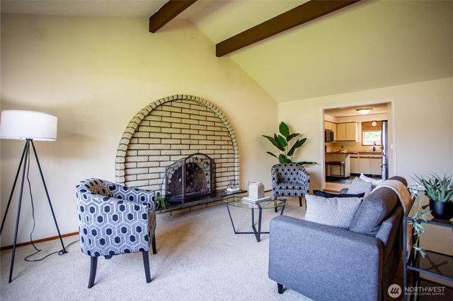 3949 SE 10th Place, Renton, WA 98058