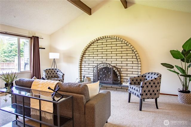 3949 SE 10th Place, Renton, WA 98058
