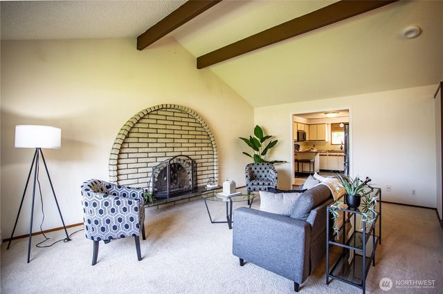 3949 SE 10th Place, Renton, WA 98058