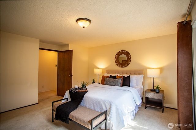 3949 SE 10th Place, Renton, WA 98058