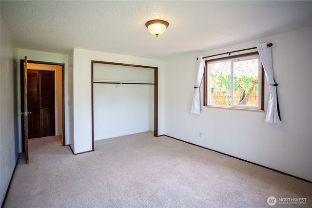 3949 SE 10th Place, Renton, WA 98058