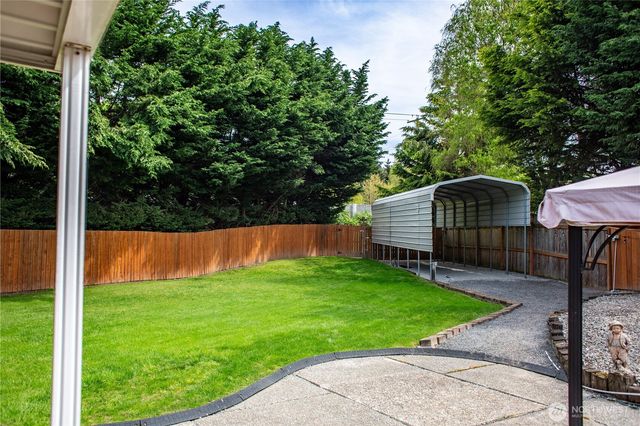 3949 SE 10th Place, Renton, WA 98058