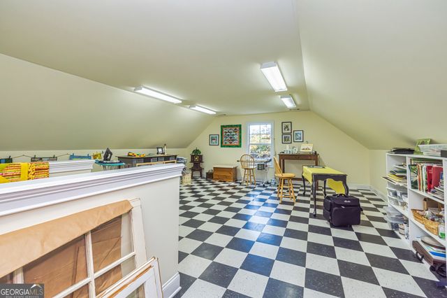210 Mockingbird Lane, Brooks, GA 30205