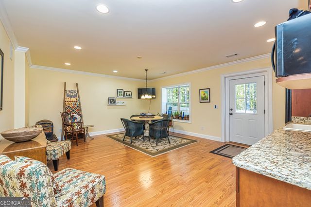210 Mockingbird Lane, Brooks, GA 30205