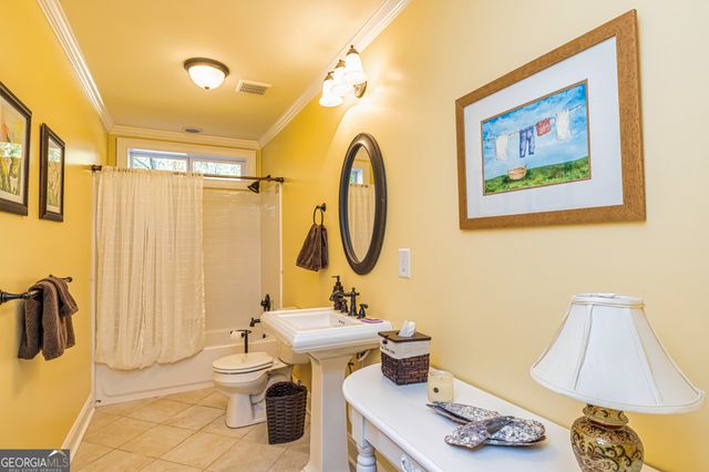 210 Mockingbird Lane, Brooks, GA 30205