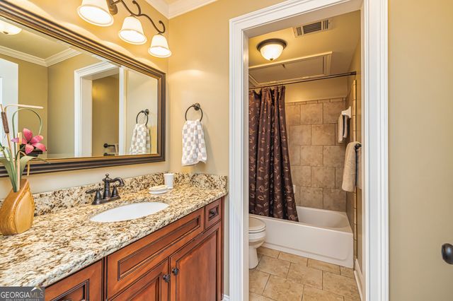 210 Mockingbird Lane, Brooks, GA 30205