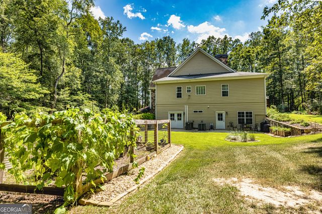 210 Mockingbird Lane, Brooks, GA 30205