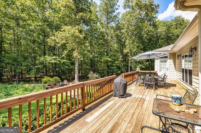 210 Mockingbird Lane, Brooks, GA 30205
