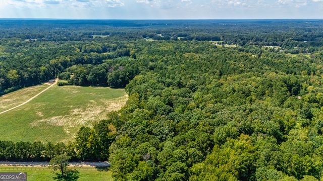 210 Mockingbird Lane, Brooks, GA 30205