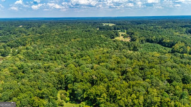 210 Mockingbird Lane, Brooks, GA 30205