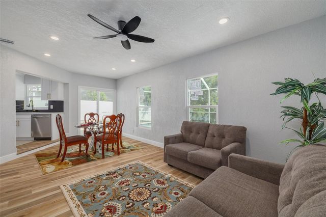 2436 BEACON GROVES BOULEVARD, Palm Harbor, FL 34683