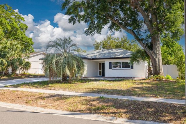 2436 BEACON GROVES BOULEVARD, Palm Harbor, FL 34683