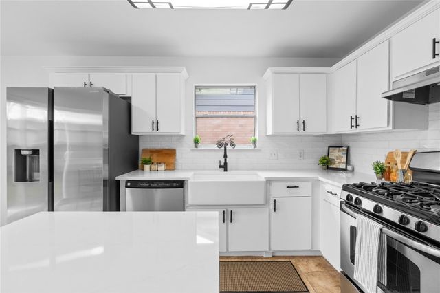 1442 Sir Thopas TRL, Austin, TX 78748