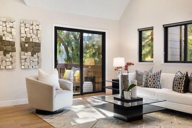 4112 Thain Way, Palo Alto, CA 94306