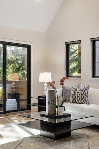 4112 Thain Way, Palo Alto, CA 94306
