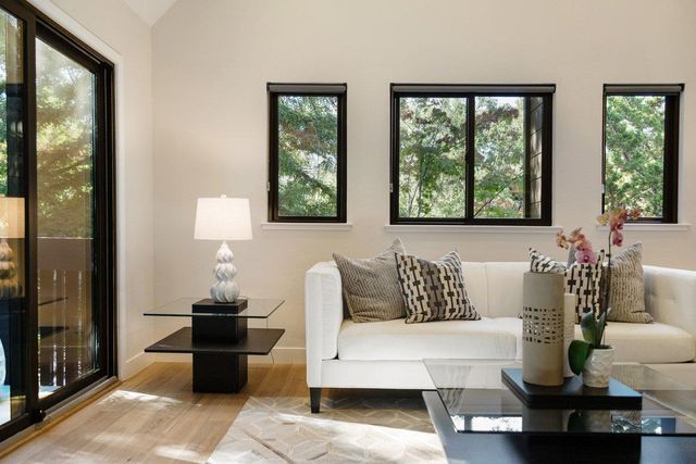 4112 Thain Way, Palo Alto, CA 94306