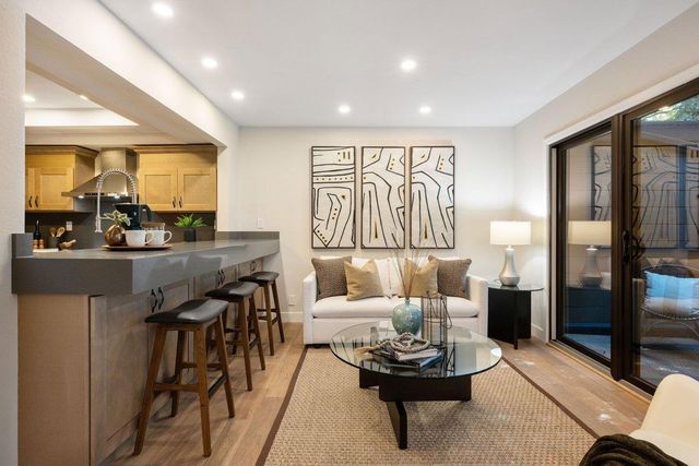 4112 Thain Way, Palo Alto, CA 94306