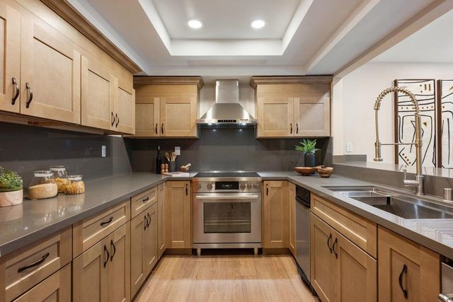 4112 Thain Way, Palo Alto, CA 94306