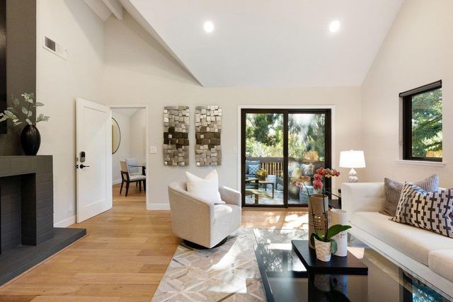 4112 Thain Way, Palo Alto, CA 94306