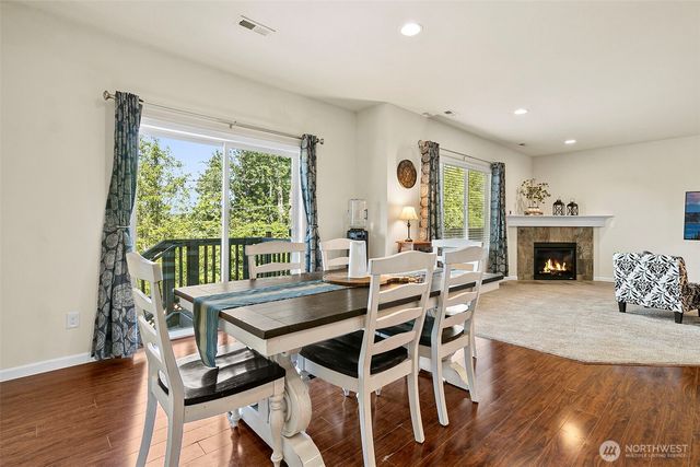 15216 79th Avenue E, Puyallup, WA 98375