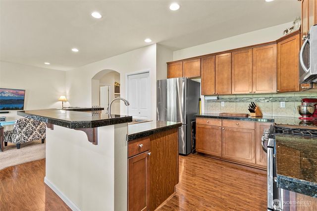 15216 79th Avenue E, Puyallup, WA 98375
