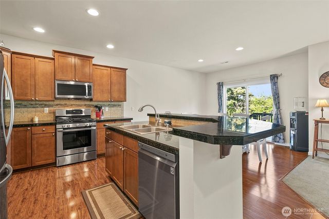 15216 79th Avenue E, Puyallup, WA 98375