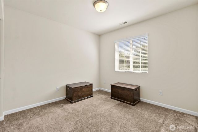 15216 79th Avenue E, Puyallup, WA 98375