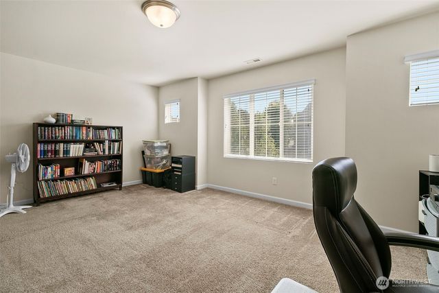 15216 79th Avenue E, Puyallup, WA 98375