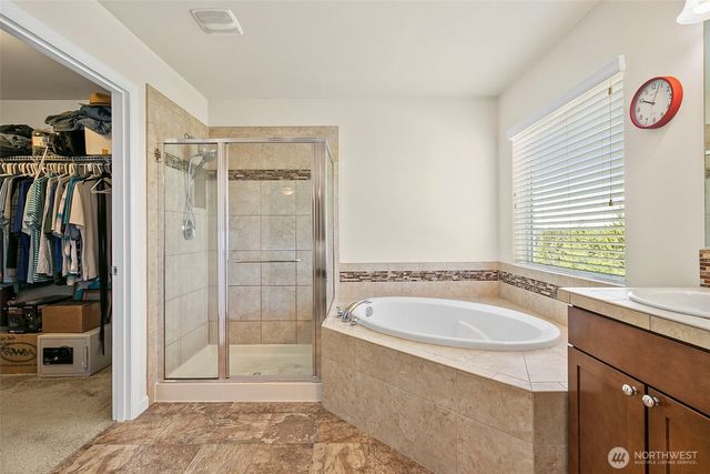 15216 79th Avenue E, Puyallup, WA 98375