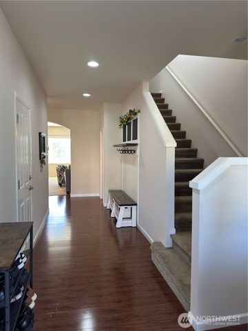 15216 79th Avenue E, Puyallup, WA 98375