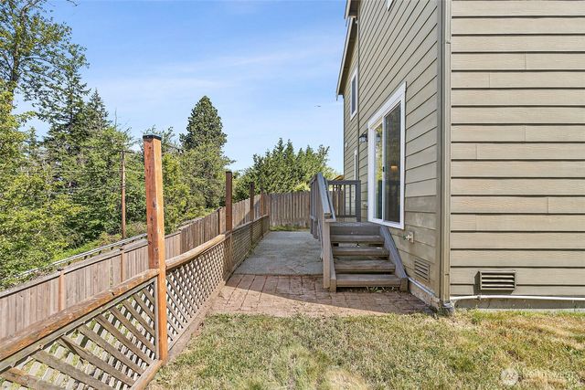 15216 79th Avenue E, Puyallup, WA 98375