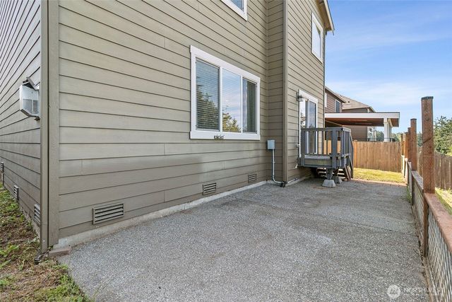 15216 79th Avenue E, Puyallup, WA 98375