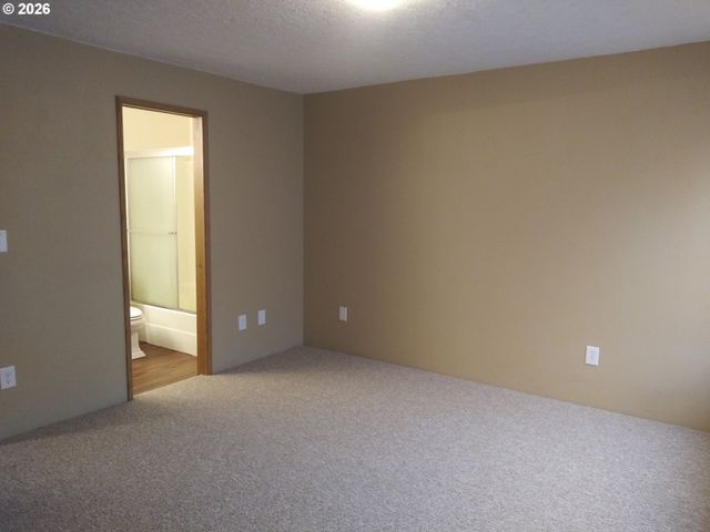 6822 Se WOODSTOCK Blvd, Portland, OR 97206