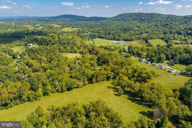 13049 LOYALTY RD, Leesburg, VA 20176